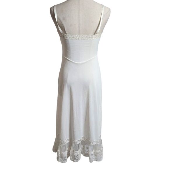 Vintage 1960s Barbara Lee Cream With Lace Slip Dress - Picture 5 of 7